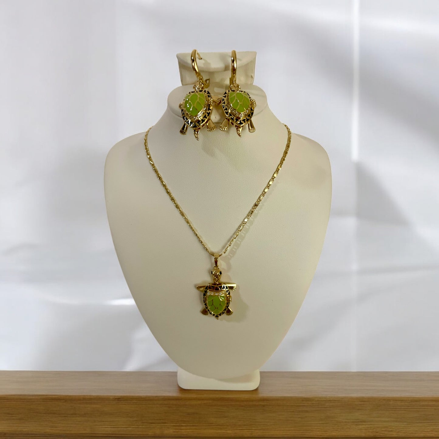 Turtle Set Necklace